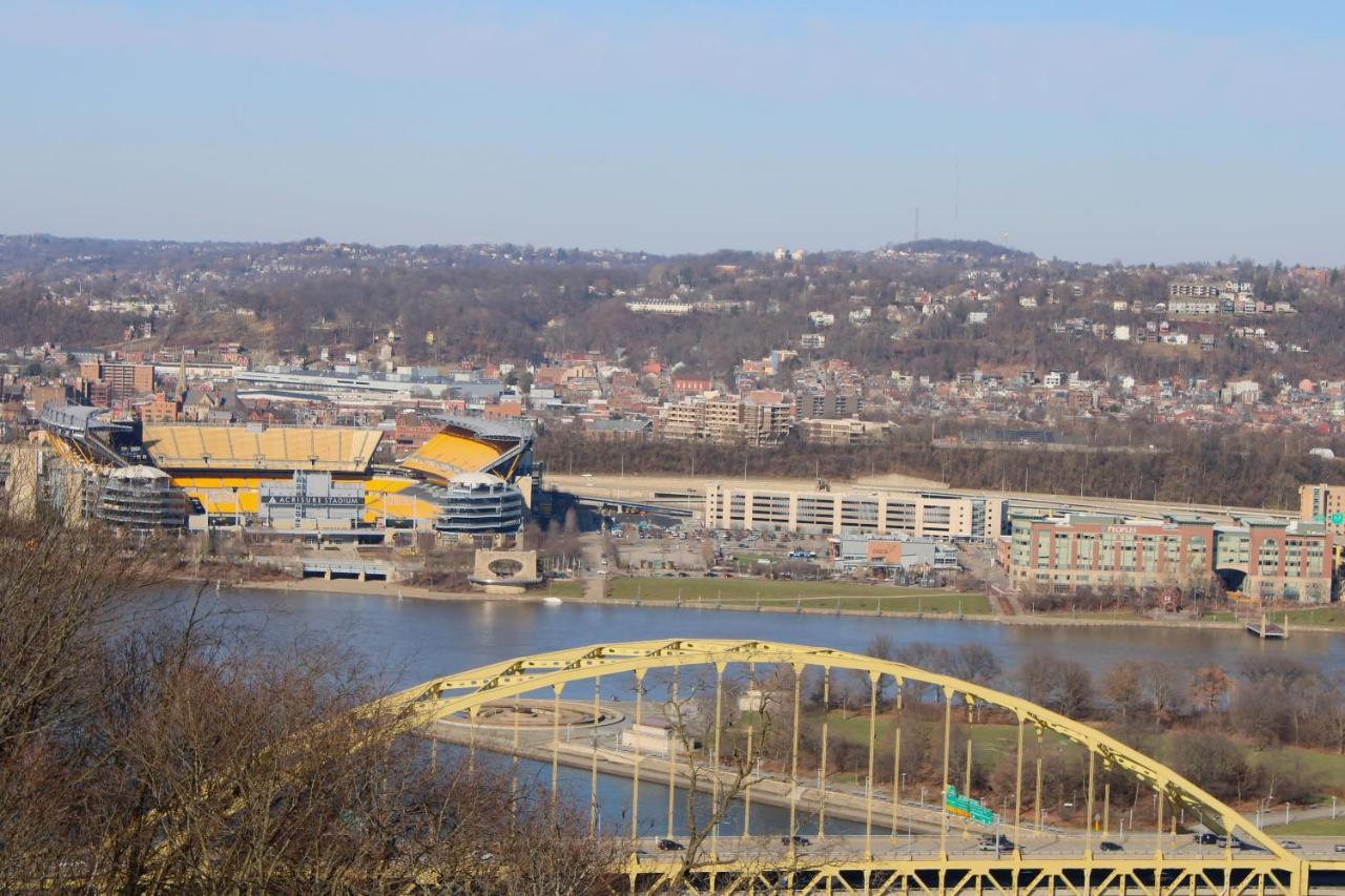 Refined Studio New Construction 1 Mile From Town Pittsburgh Exterior photo